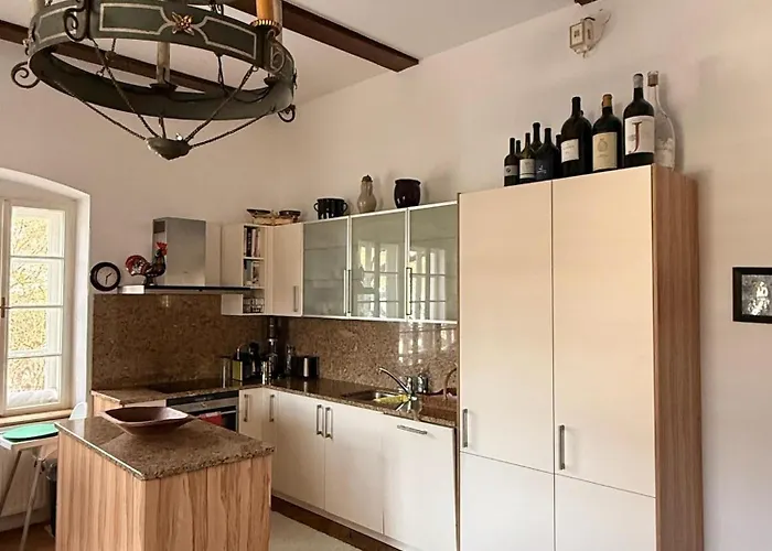 Tirala Appartement *